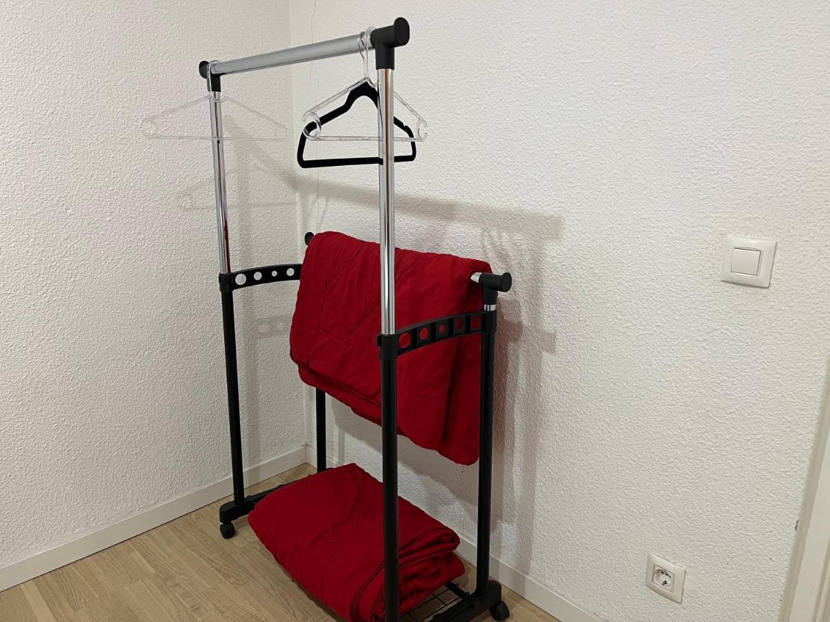 Single Room with Shared Shower and Toilet,1380304844:JPEG