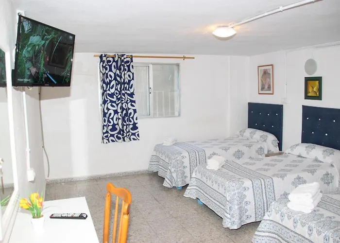 Hotel céntrico: Pension La Lambra Azul